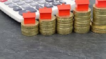 buy to let tip money stack