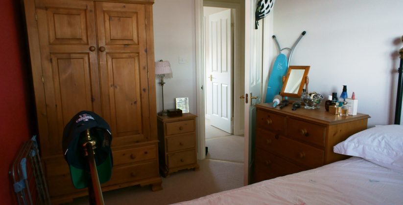 heasman close bed 2 2