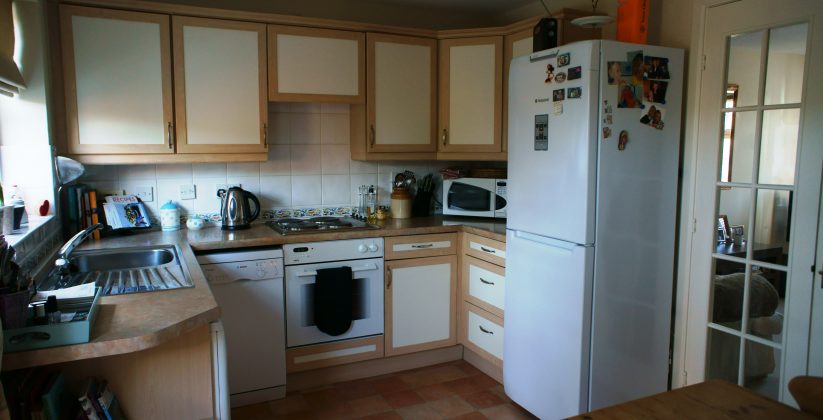 heasman close kitchen 2