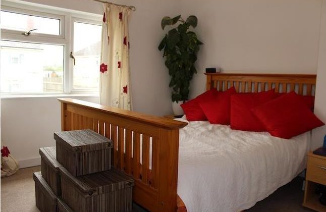 109 New Cheveley rd Newmarket Bedroom 1