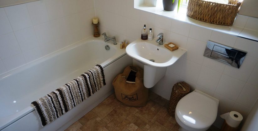 26 villa road family bathroom